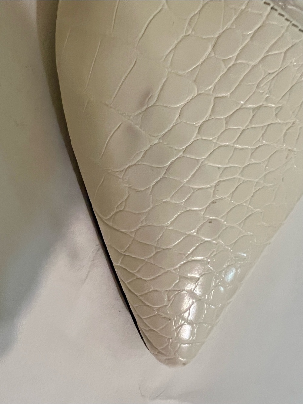 Trary Pointed Toe Croc-Embossed Slides - Size 11 - Picture 9 of 10
